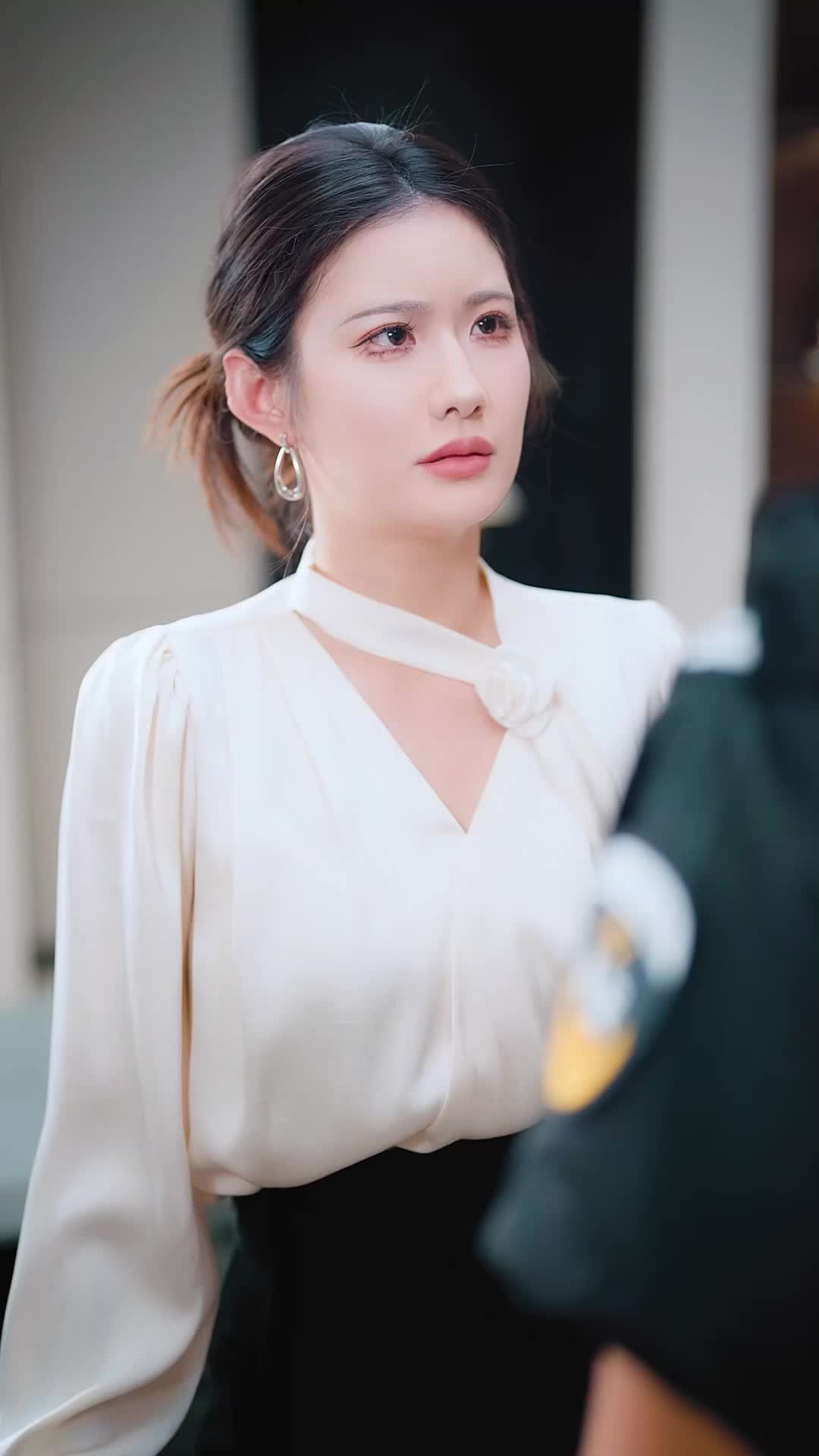 Episode 5 - Medicine God in the City: Searching for My Five Sisters